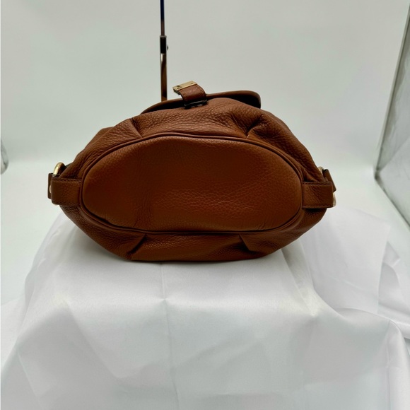GUC Michael Kors Brown Leather Fulton Hobo Bag with Gold Hardware - Picture 5 of 12